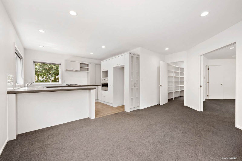 8B Brookland Place, Remuera, Auckland - Carousel 2