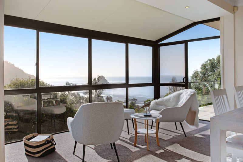 1050 Hibiscus Coast Highway, Waiwera, Orewa - Carousel 1