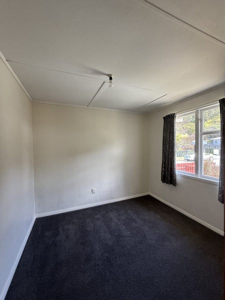22 Kairanga Crescent, Wainuiomata, Lower Hutt - Carousel 2