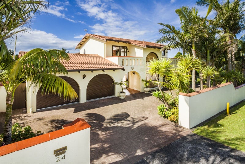 24 Coronation Road, Hillcrest, Auckland - Carousel 2