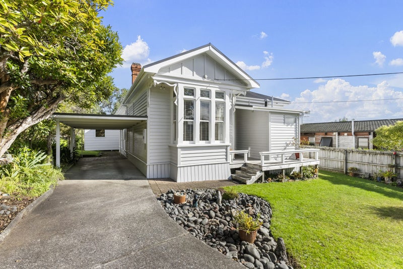12 Roseberry Avenue, Birkenhead, Auckland - Carousel 1
