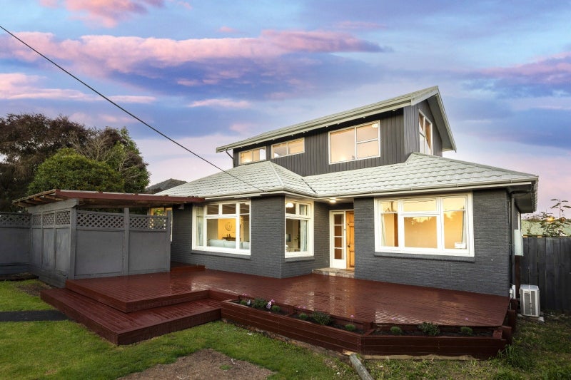 240 Westminster Street, Mairehau, Christchurch - Carousel 1