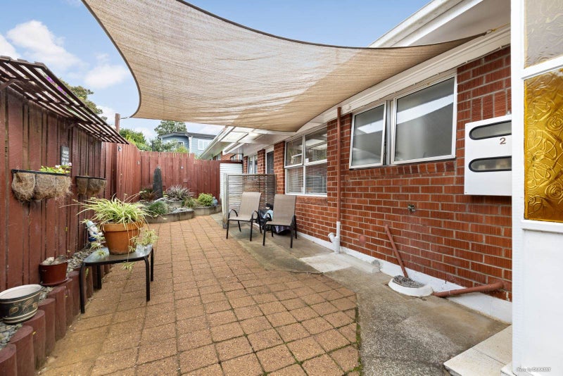 1/5 Vagus Place, Royal Oak, Auckland - Carousel 2