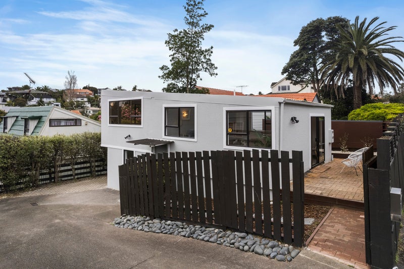 70 Tautari Street, Orakei, Auckland - Carousel 2