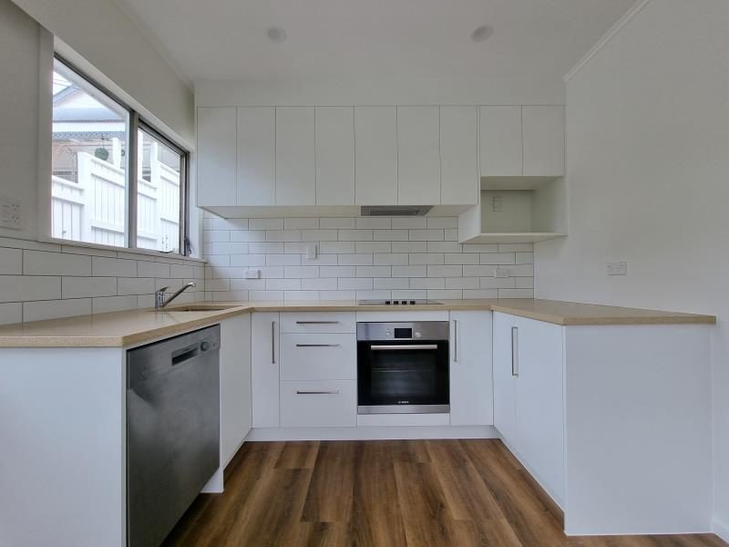 5 Randwick Road, Northland, Wellington - Carousel 2