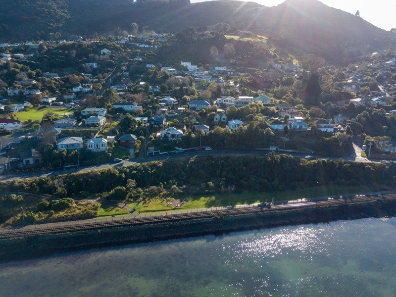 293 Ravensbourne Road, Ravensbourne, Dunedin - Carousel 1