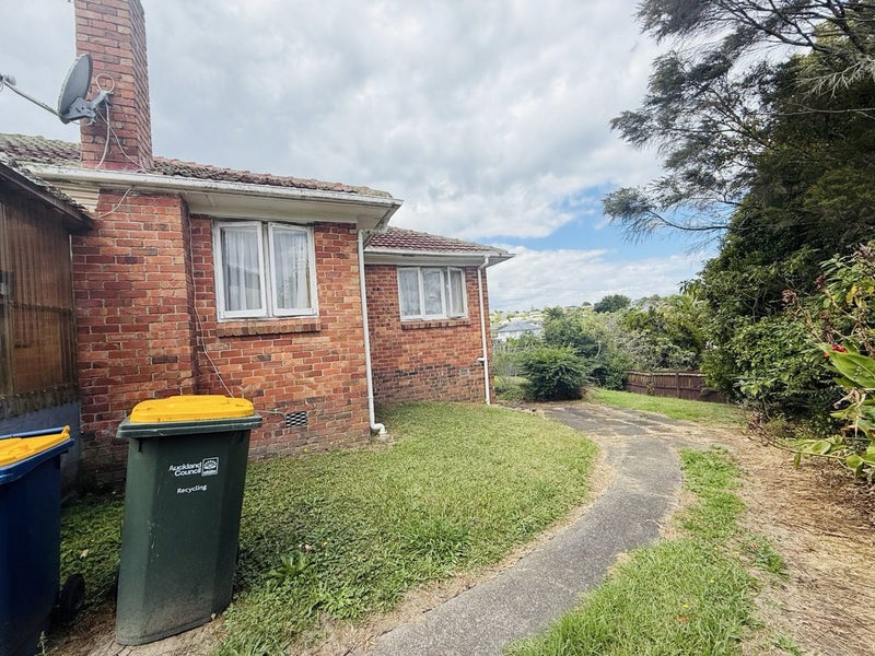 13 Reiman Street, New Lynn, Auckland - Carousel 2