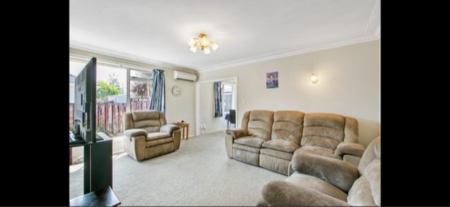 70 McAnnalley Street, Manurewa East, Auckland - Carousel 2