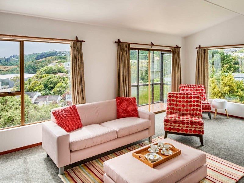 18C Caesars Place, Churton Park, Wellington - Carousel 2