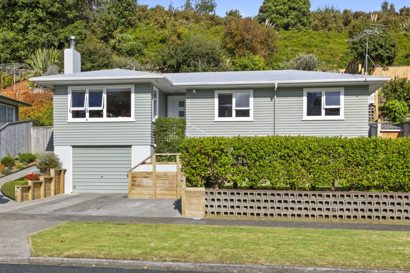 16 Whakawhiti Street, Marfell, New Plymouth - Carousel 19