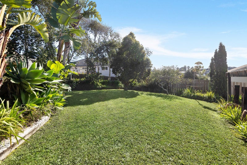 7 Greta Place, Stanmore Bay, Whangaparaoa - Carousel 3