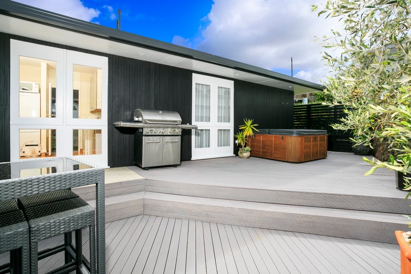 50 Fowler Street, Northcote, Auckland - Carousel 24