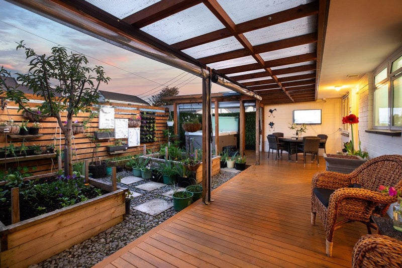 2/188 Hastings Street East, Waltham, Christchurch - Carousel 1