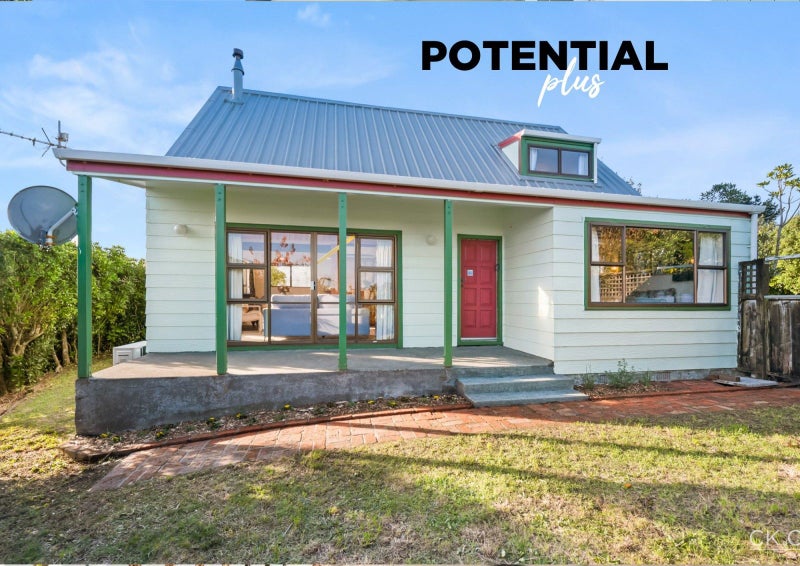 44 Mossburn Grove, Kelson, Lower Hutt - Carousel 1