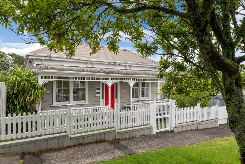 24 Kingsland Avenue, Kingsland, Auckland - Carousel 2