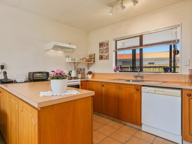3/49 Division Street, Riccarton, Christchurch - Carousel 2