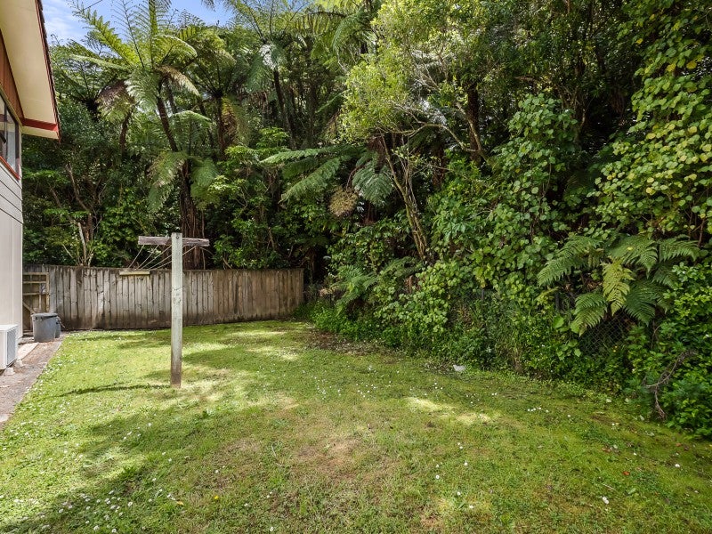 13 Picasso Grove, Belmont, Lower Hutt - Carousel 16