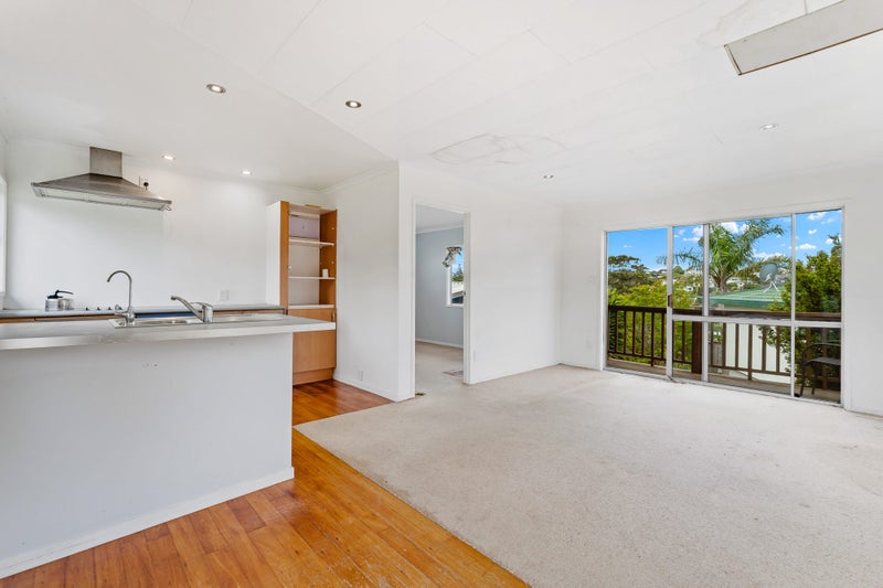 2A Holiday Road, Stanmore Bay, Whangaparaoa - Carousel 2