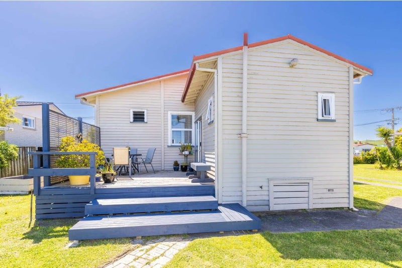 13 Hakanoa Street, Huntly, Huntly - Carousel 2