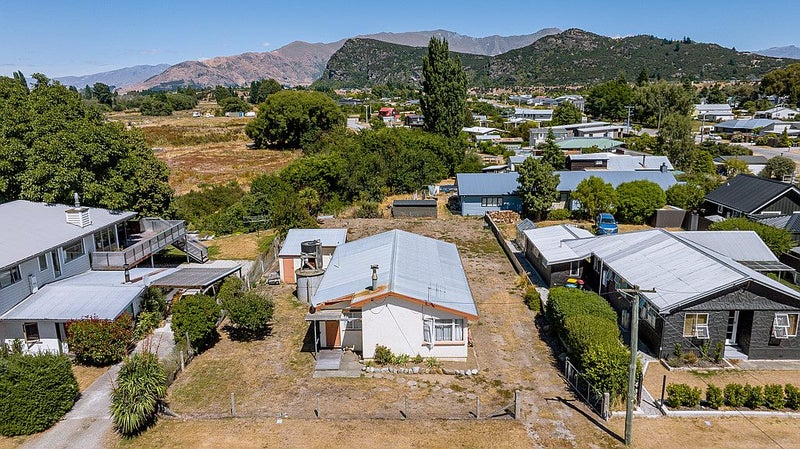 18 Arklow Street, Albert Town, Wanaka - Carousel 22
