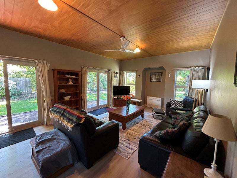 109 Alison Avenue, Albert Town, Wanaka - Carousel 2