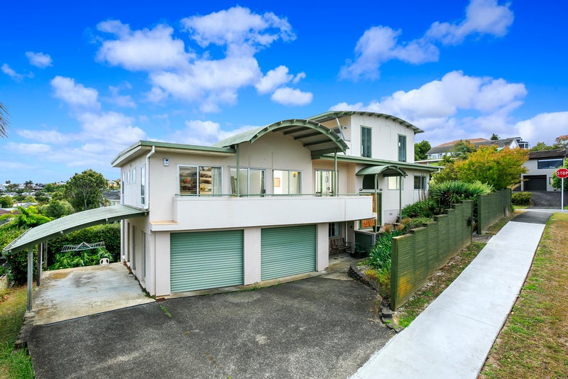 26 Chelsea View Drive, Chatswood, Auckland - Carousel 1