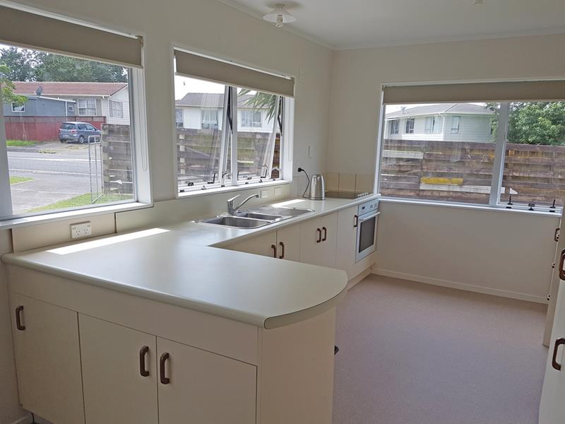 125 Shifnal Drive, Randwick Park, Auckland - Carousel 2