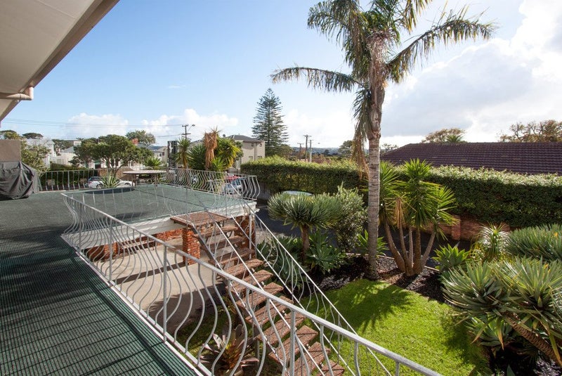 31 Shelly Beach Road, Saint Marys Bay, Auckland - Carousel 2