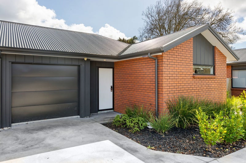 2/146 Hukanui Road, Chartwell, Hamilton - Carousel 1