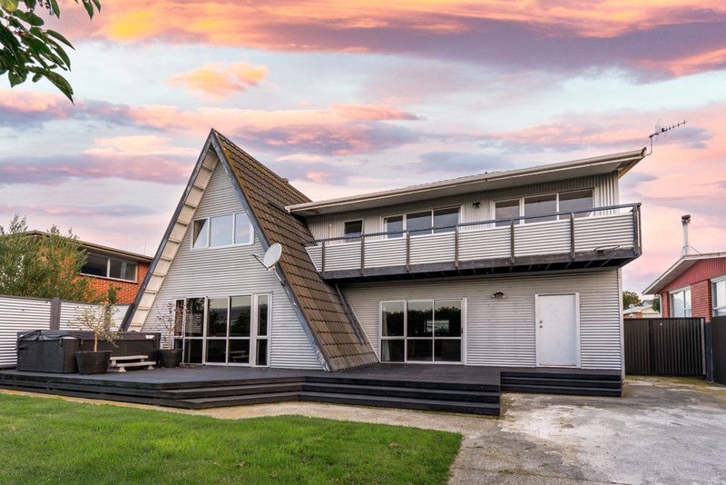 54 Ranui Avenue, Waimataitai, Timaru - Carousel 1