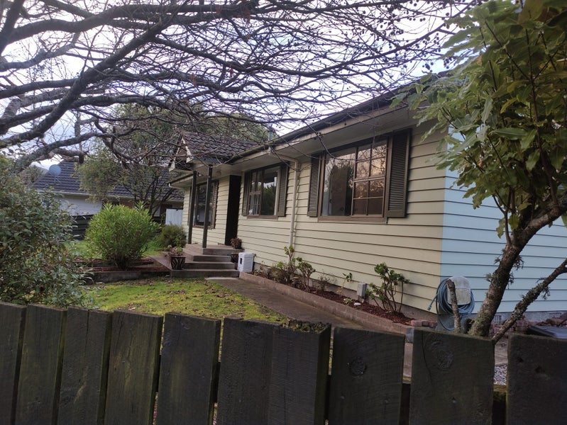 64 Sunbrae Drive, Silverstream, Upper Hutt - Carousel 12