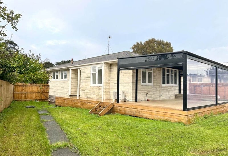 67 Apirana Avenue, Glen Innes, Auckland - Carousel 1