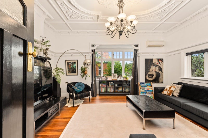 11 Ings Avenue, Saint Clair, Dunedin - Carousel 2