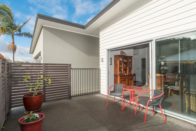 1 Aubrey Way, Brookfield, Tauranga - Carousel 1