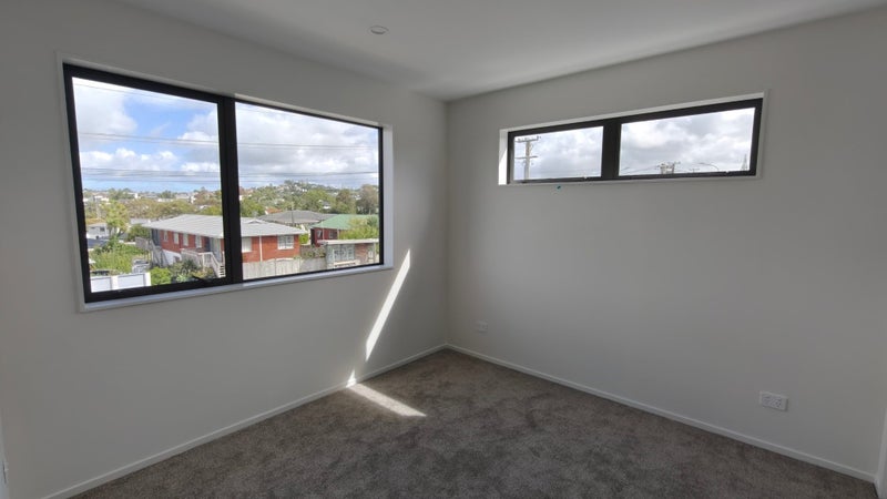 118 Chivalry Road, Glenfield, Auckland - Carousel 15