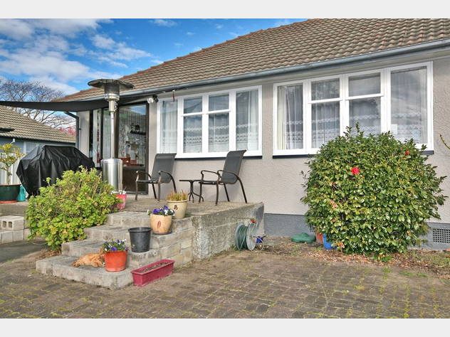 1014 Hood Street, Mayfair, Hastings - Carousel 2