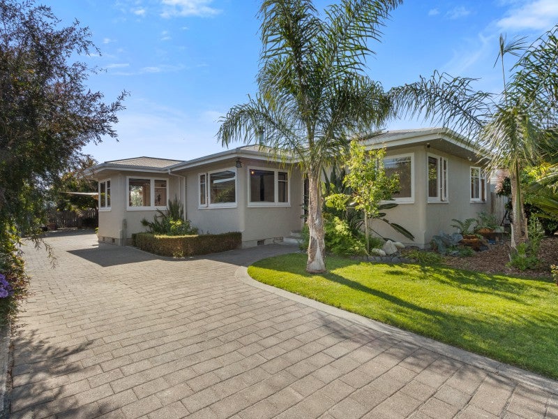 56 James Foley Avenue, Pirimai, Napier - Carousel 1