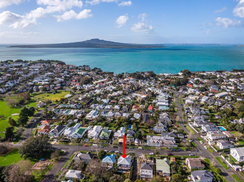 5 Derby Street, Devonport, Auckland - Carousel 2
