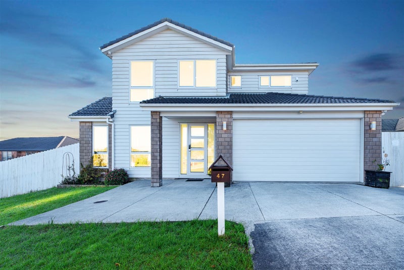 47 Tiriwa Drive, Massey, Auckland - Carousel 1