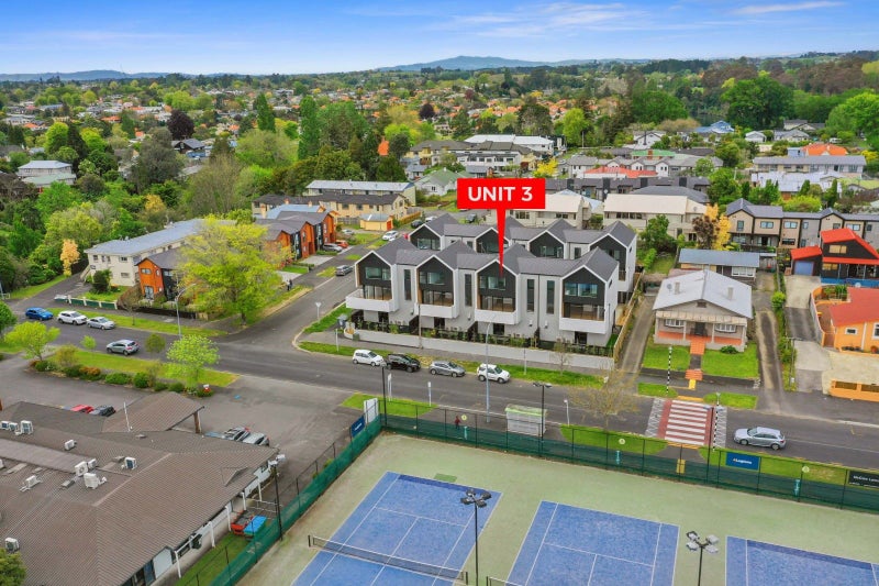 3/2 Manning Street, Hamilton Central, Hamilton - Carousel 1