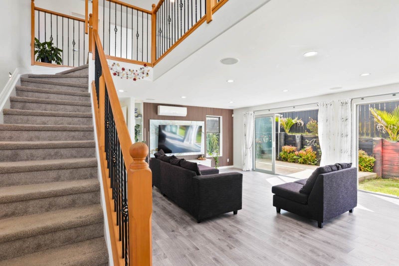 42A Nui Mana Place, Te Atatu South, Auckland - Carousel 2
