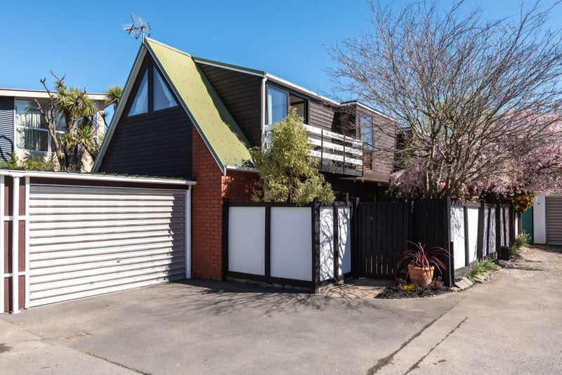 3/2 Rehua Lane, St Albans, Christchurch - Carousel 1