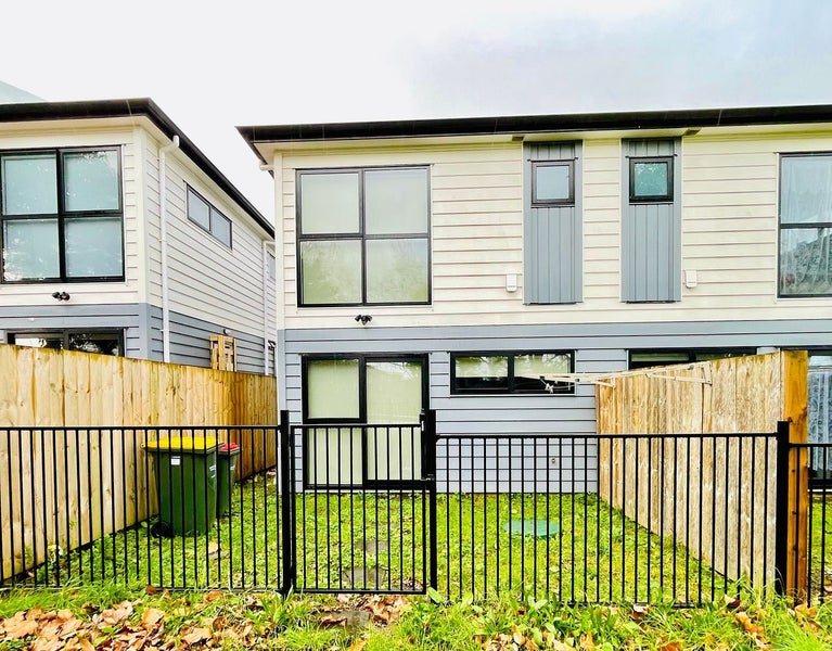 5/2 Donnell Avenue, Favona, Auckland - Carousel 13