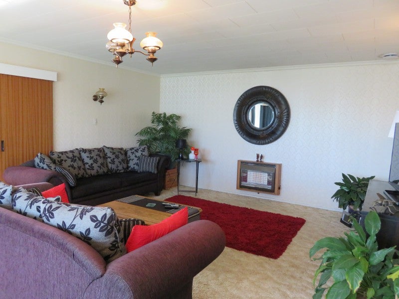 5 Chippendale Crescent, Highbury, Palmerston North - Carousel 2