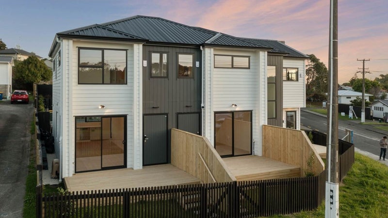 19E Elliott Avenue, Bayview, Auckland - Carousel 1