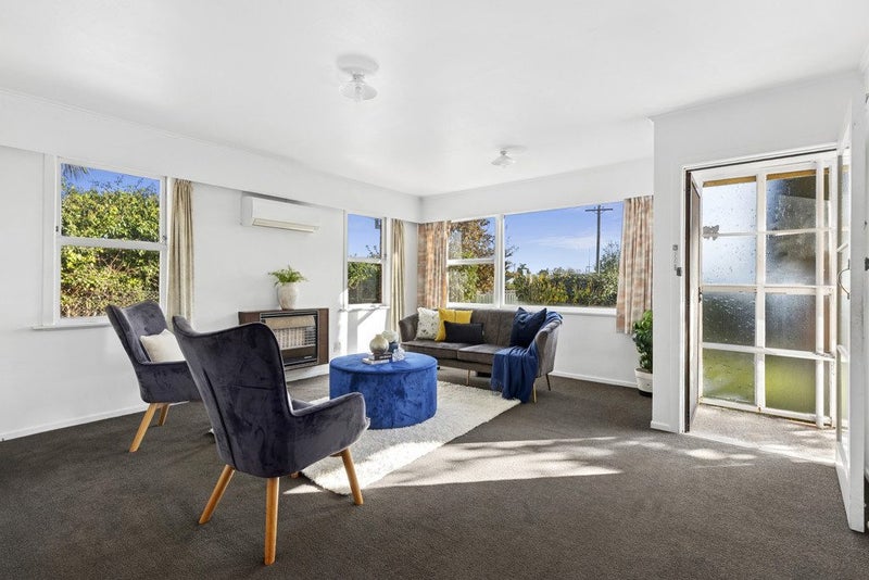 12 Alderson Road, Fairview Downs, Hamilton - Carousel 1