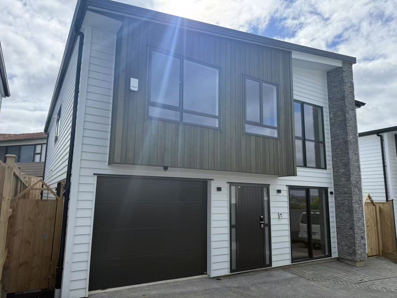 35 Toroa Street, Torbay, Auckland - Carousel 1