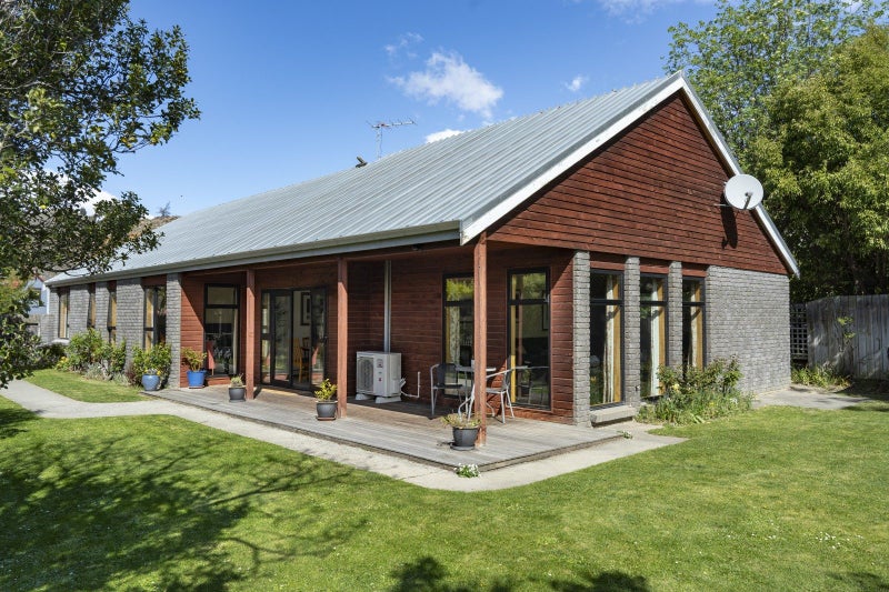 23 O'Neill Crescent, Bridge Hill, Alexandra - Carousel 1