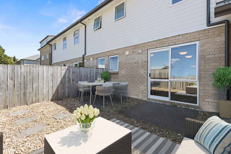 21 Chiefs Court, Hamilton East, Hamilton - Carousel 10