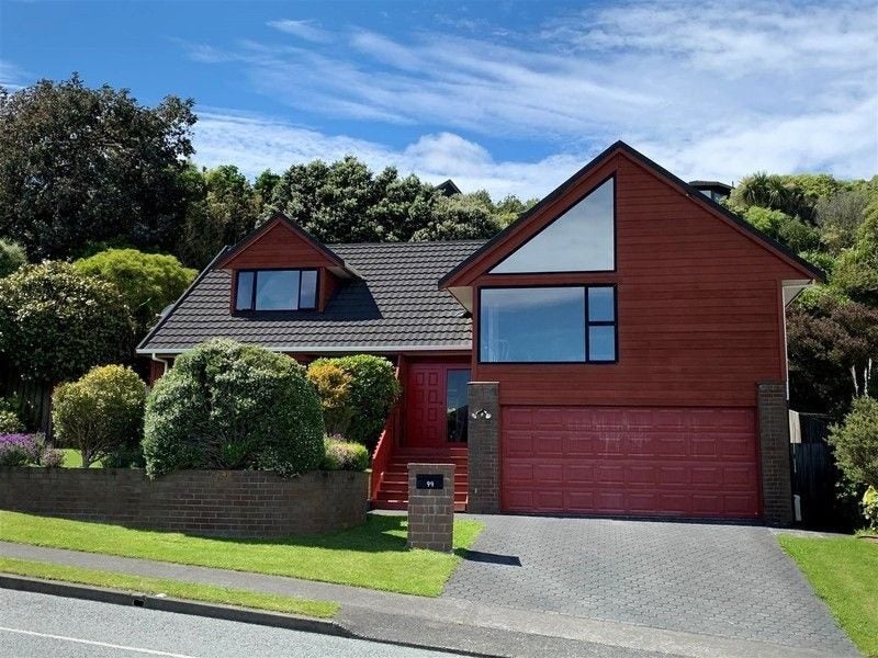 99 Woodman Drive, Tawa, Wellington - Carousel 2